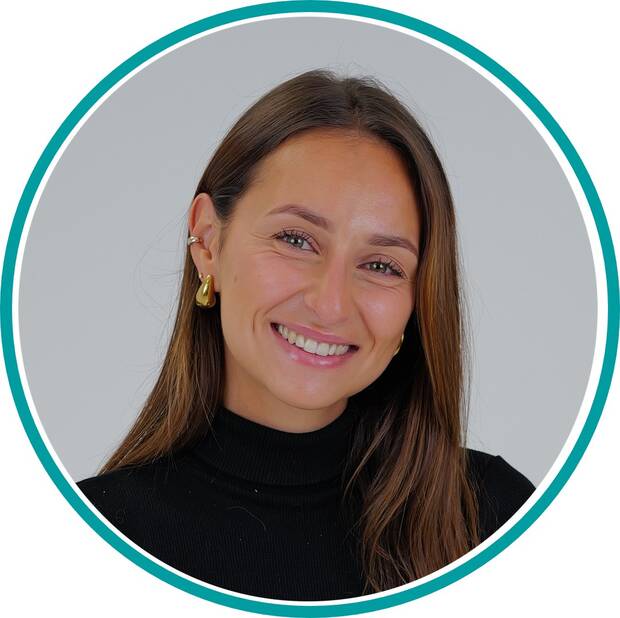 Portrait de Cassandre Da Silva, fondatrice de Solera Swim